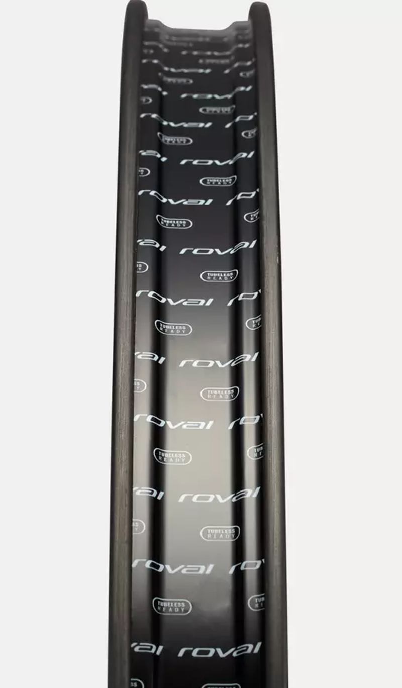 Roval Traverse SL II 350 6B 29in Rear Wheel in Carbon/Black-3